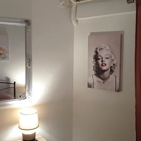 Angela's Seaside Luxury Flat