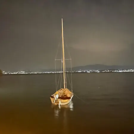 Angela's Seaside Luxury Flat Διαμέρισμα